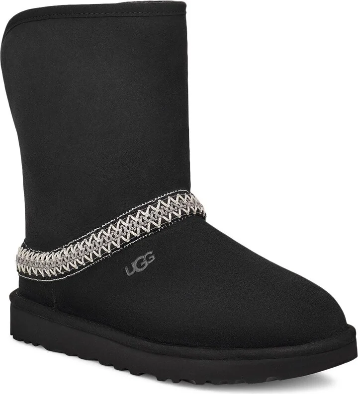 Classic Short Crescent Bootie