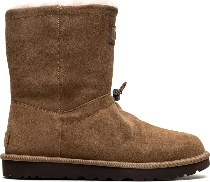 Classic Short Toggler "Chestnut" boots