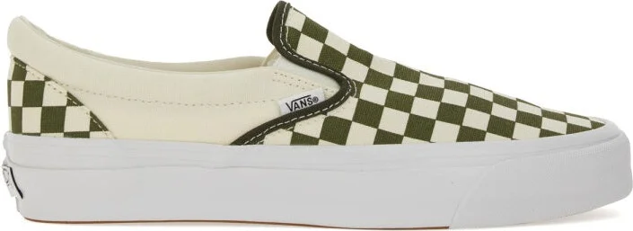 "Classic Slip-On 98" Sneaker