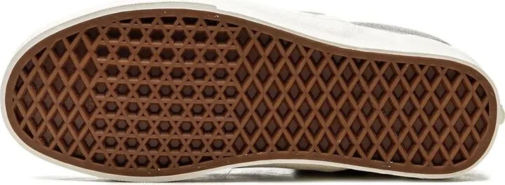Classic Slip On "Cozy Hug" sneakers - Image 4
