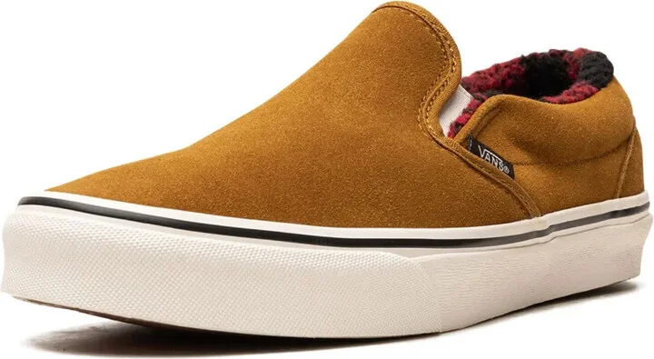 Classic Slip-On Cozy Hug sneakers - Image 5