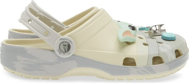 Classic Star Wars® Grogu Clog with Jibbitz - Image 3
