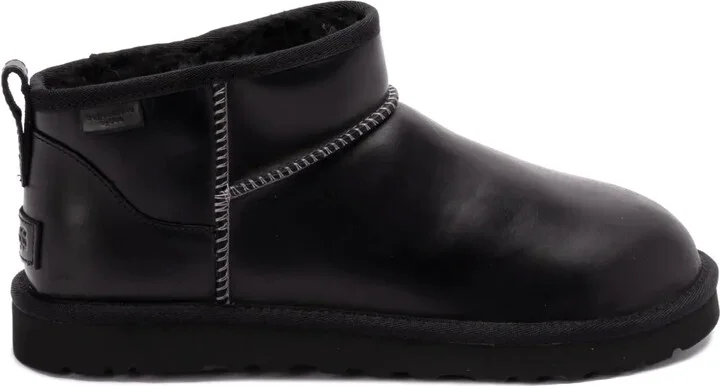 Classic Ultra Mini boots