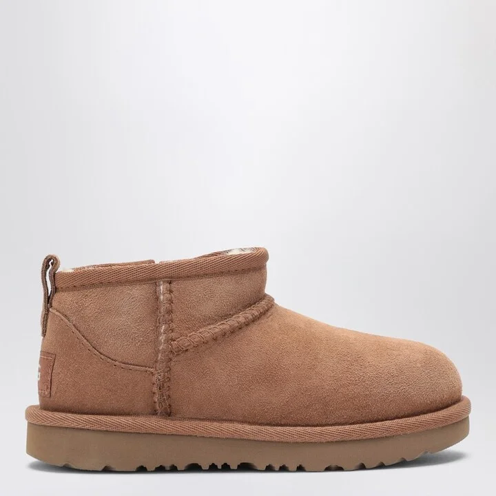 Classic Ultra Mini chestnut boot with zip