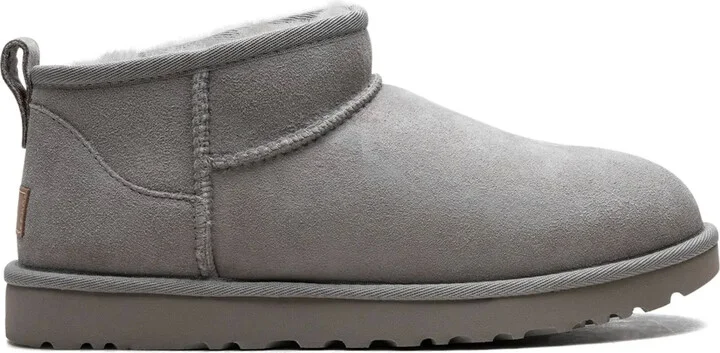 Classic Ultra Mini "Goat" boots