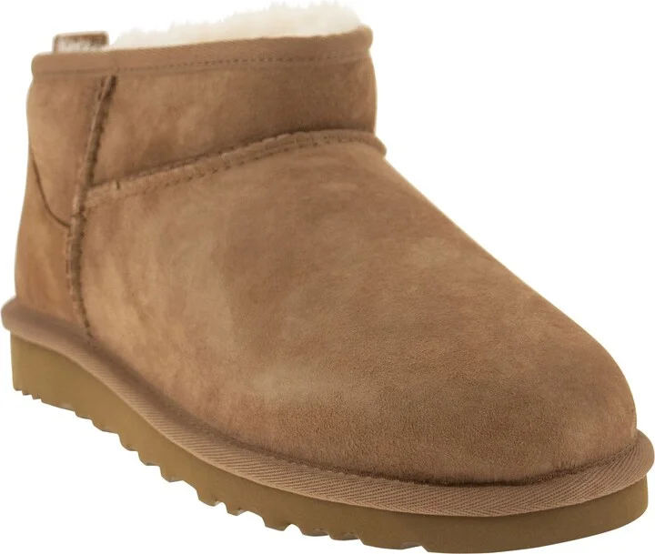 Classic Ultra Mini - Sheepskin Boot - Image 2