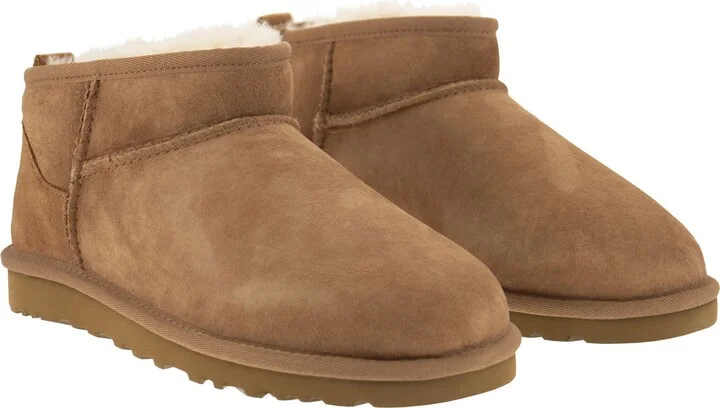 Classic Ultra Mini - Sheepskin Boot - Image 4
