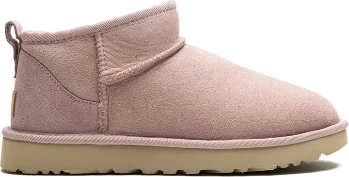 Classic Ultra Mini suede boots