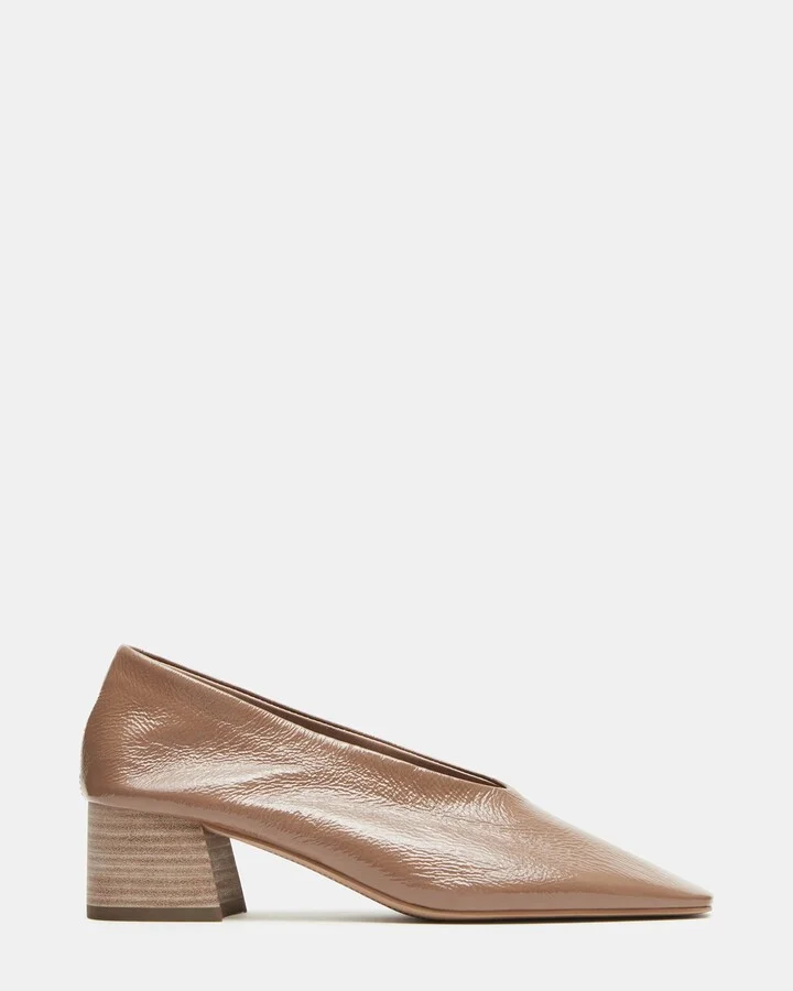 Claud Camel Patent Leather