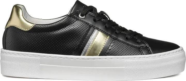 Claudin sneakers