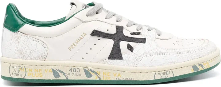 Clay low-top leather sneakers