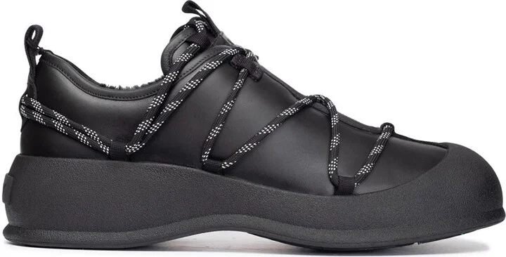 Clayson Round-Toe Boots