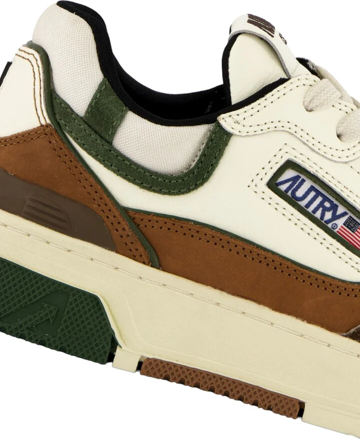 CLC Low Sneaker - Image 6