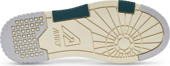 CLC Low Top Sneaker - Image 4