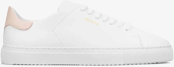 Clean 90 Low-Top Sneakers