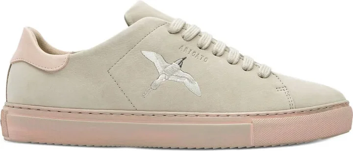 Clean 90 sneakers