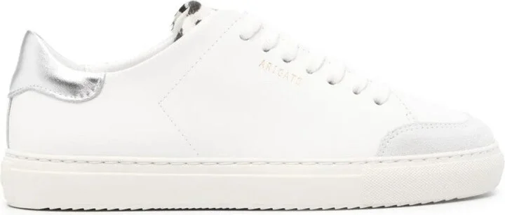 Clean 90 Triple Sneaker