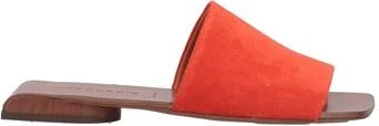 Tomato red