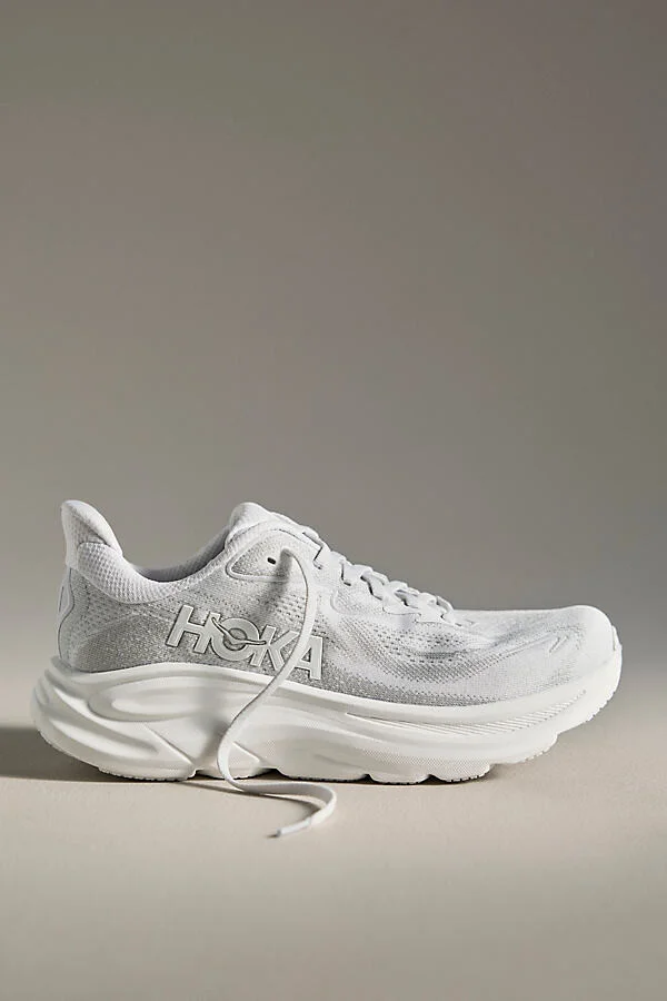 Clifton 10 Sneakers