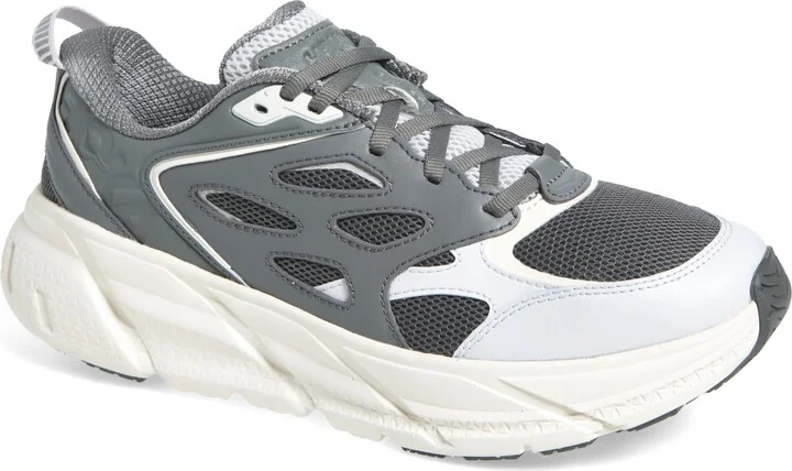 Clifton L Walking Sneaker