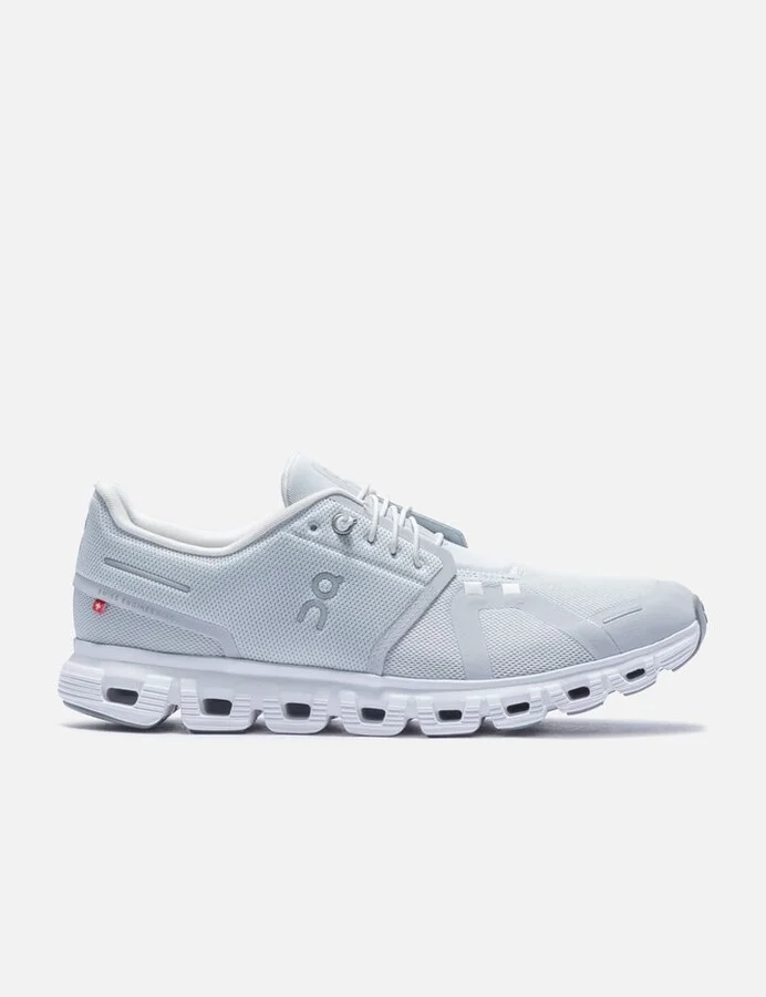Grey > 灰色 > 그레이 > グレー