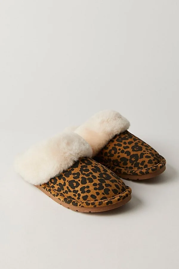 Cloud Nine Leopard Scuff Slippers - Image 2