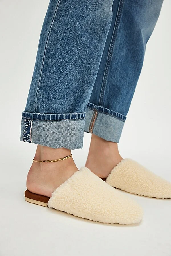 Cloud Nine Nora Slides - Image 2