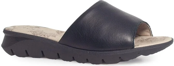 CLOUD Women's Maneuver Wedge Sandal