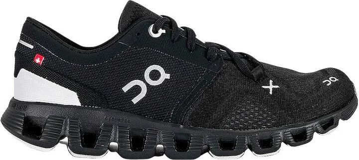 Cloud X 3 Sneaker