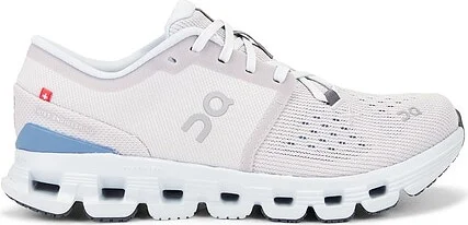 Cloud X 4 Sneaker