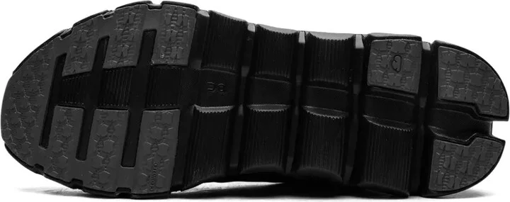 Cloudflow 4 "IKON Magnet Black" sneakers - Image 4