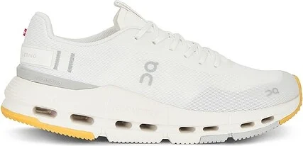Cloudnova Form 2 Sneaker