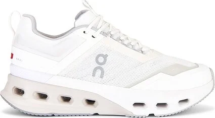 Cloudnova X Sneaker