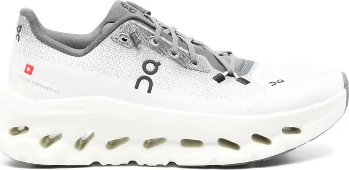 Cloudtilt sneakers