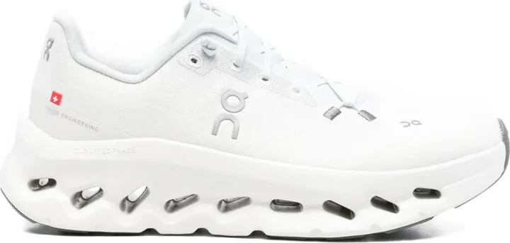 Cloudtilt sneakers