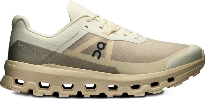 Cloudvista 2 "Cream/Desert" sneakers