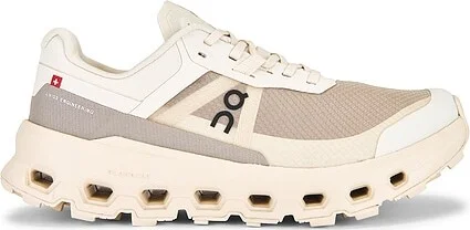 Cloudvista Sneaker