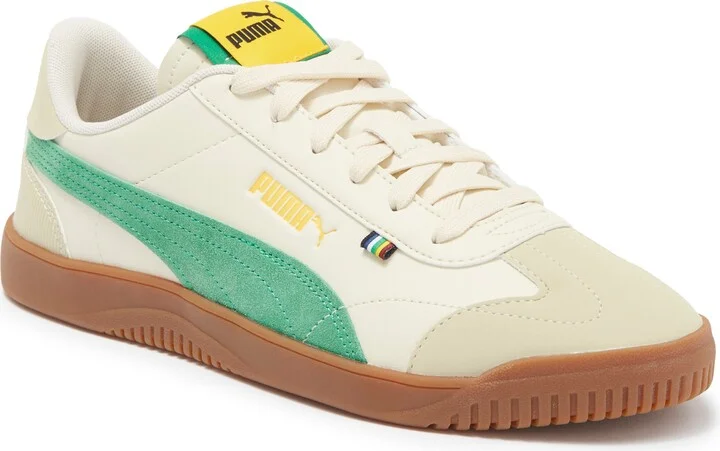Club 5v5 Football 24 Sneaker