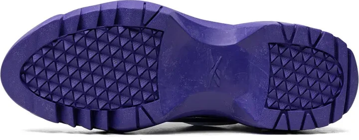 Club C V2 "Cardi B" sneakers - Image 4