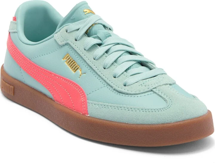 Club II Era Sneaker
