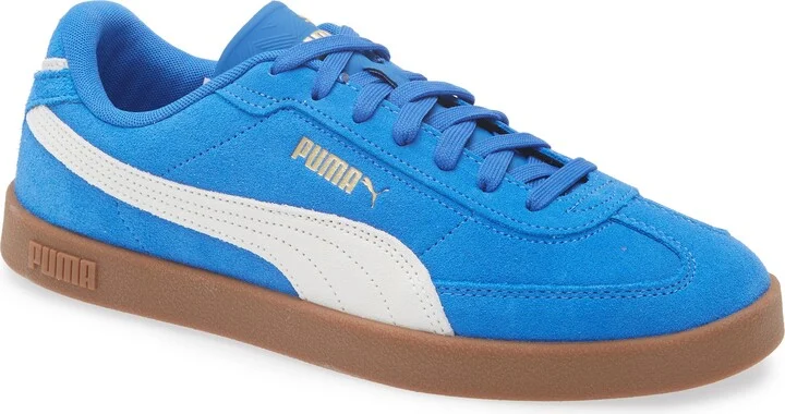 Club II Era Sneaker