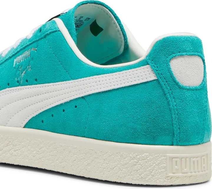 Clyde OG Sneaker - Image 10