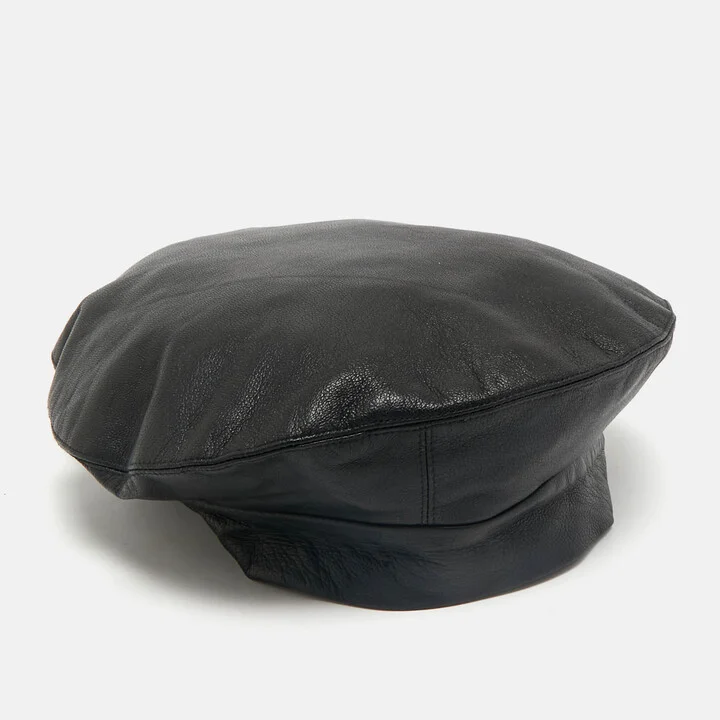 Clyde World Black Leather Beret S
