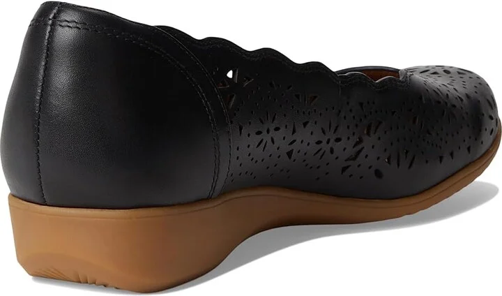 Cobb Hill Rory Women's Slip-on Dress Shoes Black Leather : 9 D - Wide - Image 4