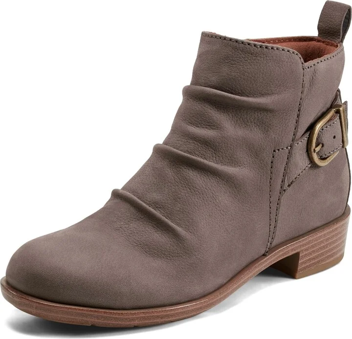 Cobb Hill Women's Nessa Ankle Boot