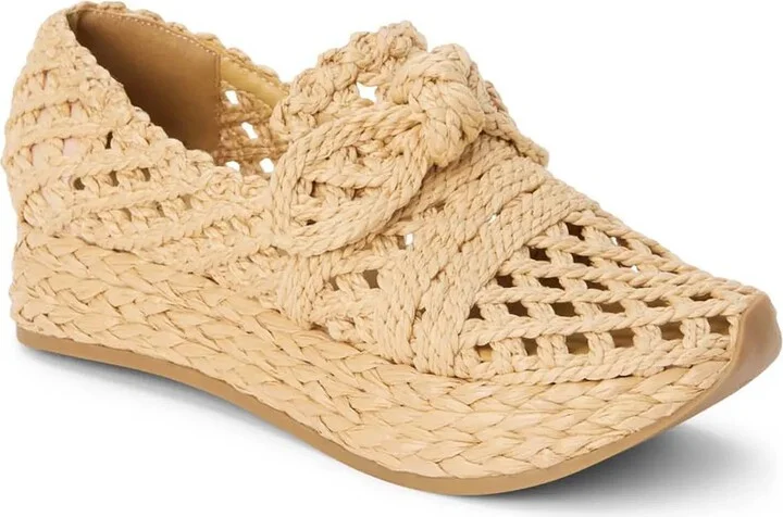 Coconuts by Matisse Espanola Wedge Loafer