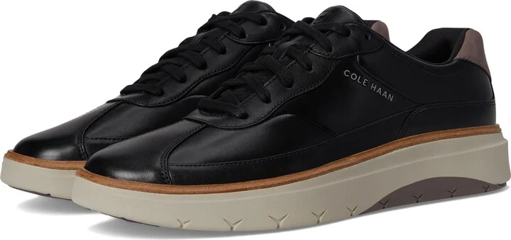 Black/Plum Kitten/Paloma