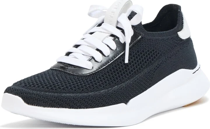 Black Knit/White