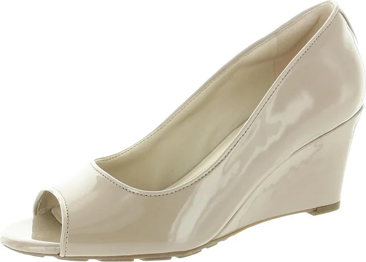 Coleen Womens Padded Insole Patent Wedge Heels