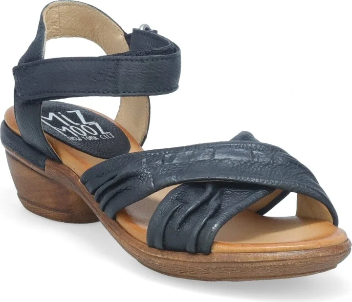 Colette Sandal